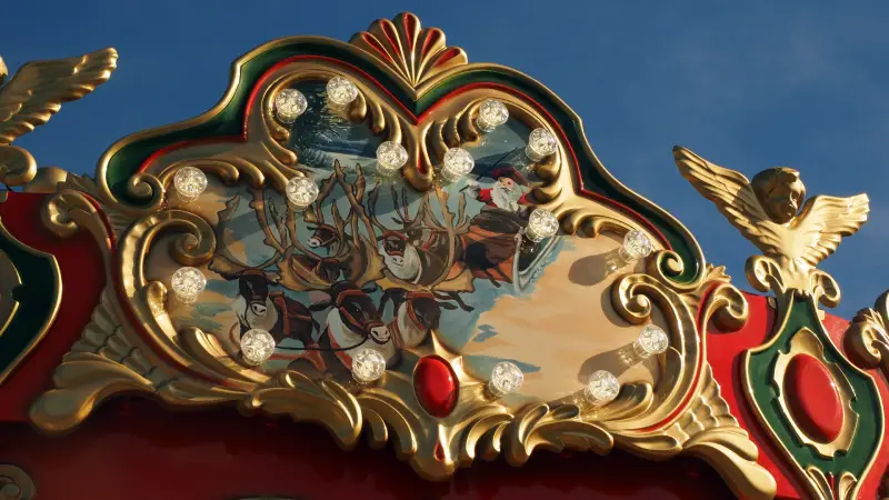 Cornisa de carrusel Veneciano